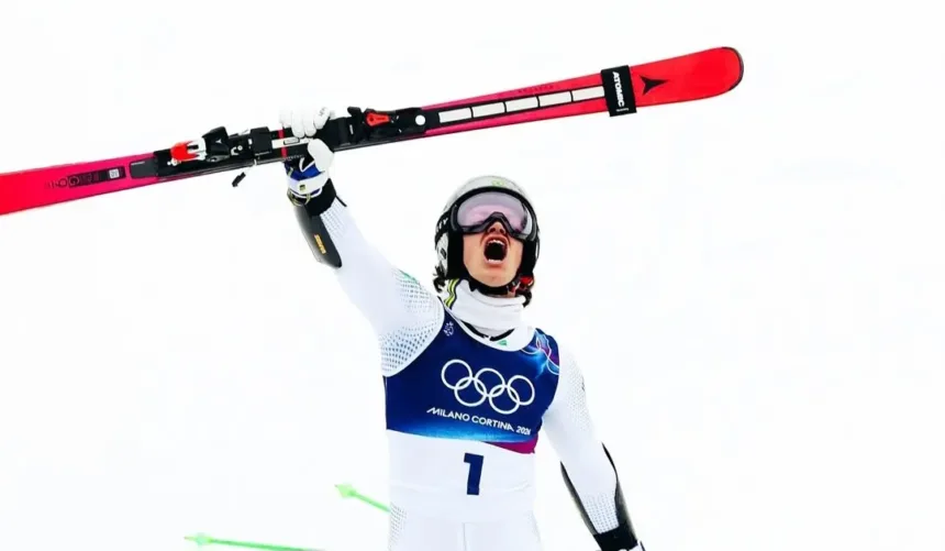 de-volta-a-copa-do-mundo-apos-titulo-olimpico,-lucas-pinheiro-braathen-vence-slalom-gigante-em-kranjska-gora