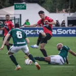 final-de-2023-entre-atletico-e-goias-teve-polemica-com-dois-toques-em-penalti;-relembre