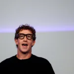 meta-e-acusada-de-expor-nudez-e-dados-de-usuarios-com-videos-de-oculos-inteligentes