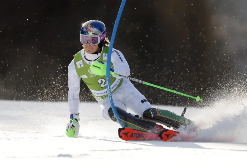 copa-do-mundo-de-esqui-alpino:-lucas-pinheiro-braathen-conquista-medalha-de-bronze-no-slalom