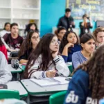 frentes-voltam-a-discutir-ampliar-ensino-tecnico-em-meio-a-pec-6×1