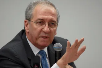 ex-ministro-de-lula-e-deportado-do-panama-apos-pergunta-sobre-ditadura