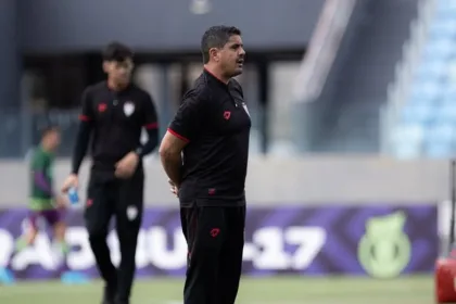 treinador-do-sub-17-ira-comandar-o-atletico-ate-contratacao-do-novo-comandante