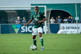 volante-juninho-revela-que-pediu-reducao-salarial-no-goias-apos-nao-acesso-a-serie-a