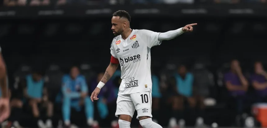 neymar-afirma-que-curtiu-foto-por-engano-e-critica-reacao-nas-redes-–-brasil-247