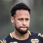 neymar-curte-foto-sensual-de-modelo-e-depois-diz-que-‘foi-sem-querer’
