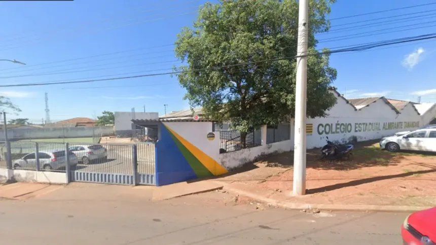 ex-dirigentes-de-colegio-em-valparaiso-de-goias-sao-indiciados-por-racismo-e-homofobia-contra-servidores