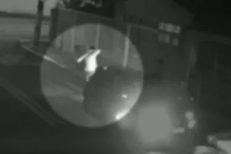 motorista-de-app-ameaca-idosa-e-neto-com-taco-de-beisebol-em-goias