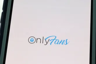 ‘nojento-e-desolador’:-a-mulher-que-recebe-r$-10-por-hora-para-ajudar-no-engajamento-do-onlyfans