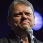 tarcisio-defende-que-governo-trump-classifique-pcc-e-comando-vermelho-como-terroristas