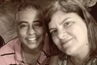 “pra-sempre-essa-saudade-vou-sentir”:-marido-usa-musica-para-homenagear-esposa-que-morreu-apos-procedimento-com-pmma