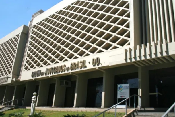 oab-goias-discute-inteligencia-artificial-nas-relacoes-de-consumo-em-seminario