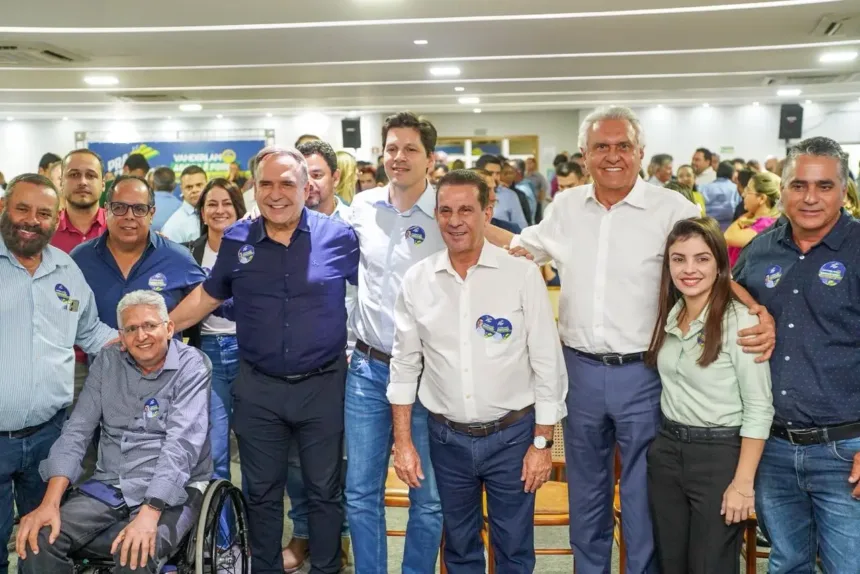 caiado-e-daniel-vilela-participam-de-lancamento-e-apoiam-pre-candidatura-de-vanderlan-ao-senado