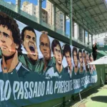 torcida-do-goias-eterniza-idolos-com-nova-faixa-na-serrinha