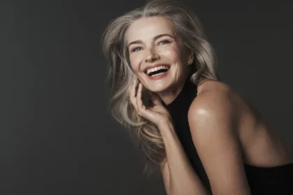 ex-supermodelo-posa-de-lingerie-aos-60-anos-e-surpreende-seguidores;-veja-como-ela-esta