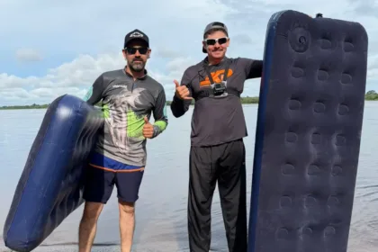 influenciador-‘ce-pita’-aceita-desafio-e-desce-rio-araguaia-em-colchoes-inflaveis;-video