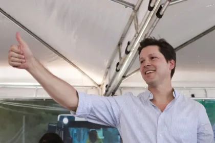 “vamos-mostrar-a-forca-de-um-time-que-transformou-goias”,-diz-daniel-vilela-sobre-encontro-em-jaragua