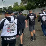 torcedores-do-corinthians-“cobram”-jogadores-no-ct