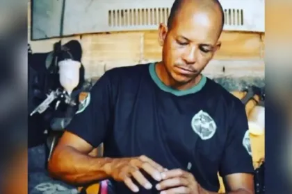 conheca-o-artesao-goiano-que-produziu-luvas-dadas-aos-melhores-goleiros-da-copa-do-brasil