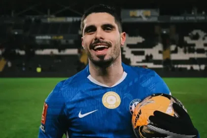 barcelona-tem-interesse-na-contratacao-de-pedro-neto,-do-chelsea,-diz-jornal