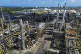 reajuste-da-petrobras-no-preco-do-diesel-comeca-a-valer-neste-sabado-(14)-–-infomoney