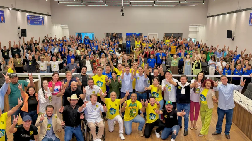 wilder-morais-e-ana-paula-colocam-chapa-na-rua-em-ato-do-pl-em-anapolis