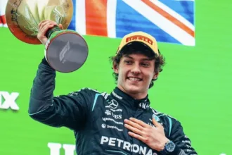 formula-1:-antonelli-conquista-primeira-vitoria-da-carreira-no-gp-da-china-–-cnn-brasil