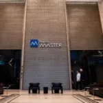 master-se-aproveitou-da-falta-de-educacao-financeira-para-atrair-clientes,-dizem-especialistas