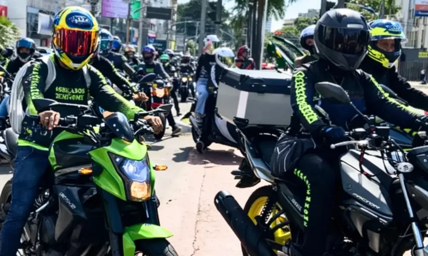 videos:-veja-como-foi-a-volta-motociclistica-que-celebrou-retorno-do-motogp-a-goiania