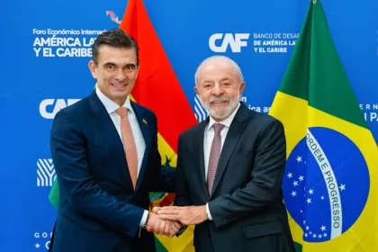 lula-recebe-direitista-rodrigo-paz,-presidente-da-bolivia,-no-planalto