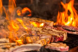 trt-go-mantem-justa-causa-a-trabalhador-que-postou-foto-em-churrasco-apos-apresentar-atestado