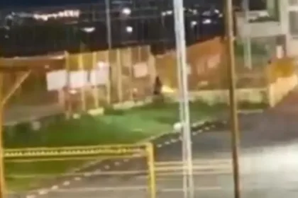 supermercado-fecha-e-esquece-cliente-trancada-do-lado-de-dentro,-em-goiania