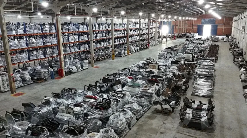 acao-inedita-no-brasil-prensa-150-toneladas-de-veiculos-e-pecas-em-goias