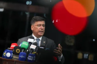 viana-nega-que-igreja-da-lagoinha-recebeu-dinheiro-de-desvios-do-inss