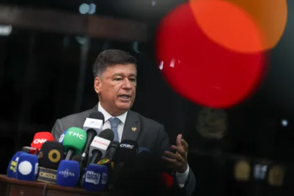 viana-nega-que-igreja-da-lagoinha-recebeu-dinheiro-de-desvios-do-inss