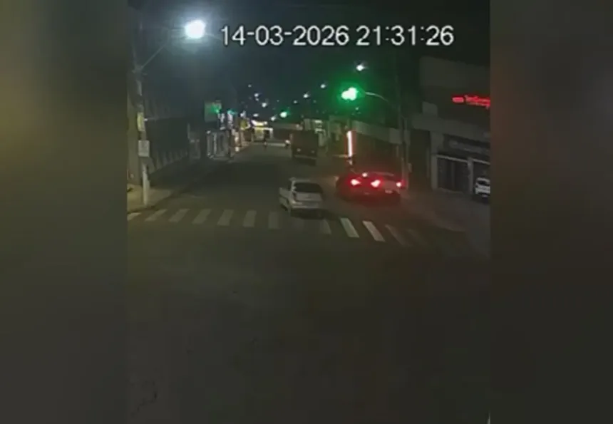 homem-persegue-ex-namorada-e-bate-de-proposito-no-carro-em-que-ela-estava,-em-palmeiras-de-goias