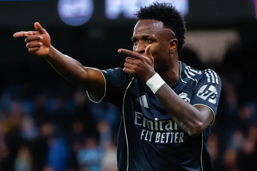 com-dois-gols-de-vinicius-junior,-real-madrid-despacha-o-city-nas-oitavas-de-final-da-champions