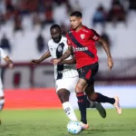 kevin-ramirez-marca,-atletico-elimina-a-ponte-preta-e-vai-a-quinta-fase-da-copa-do-brasil