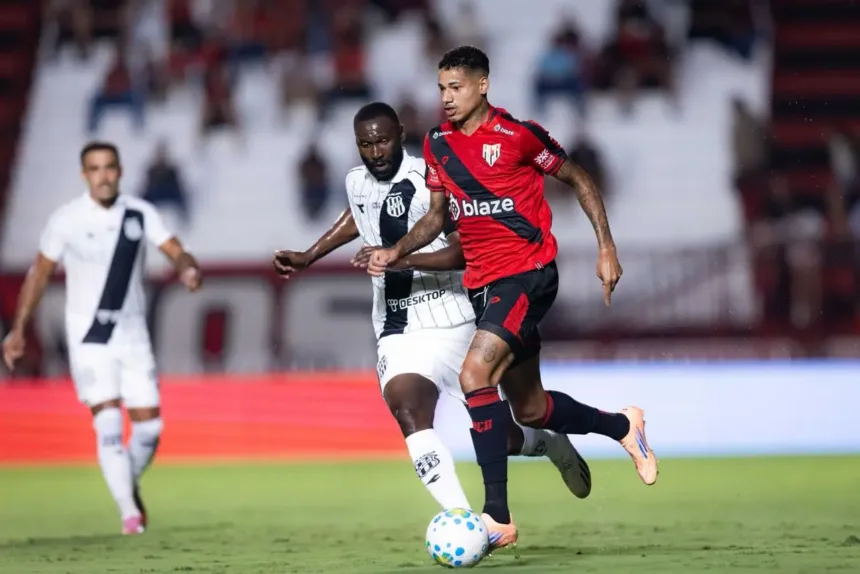 kevin-ramirez-marca,-atletico-elimina-a-ponte-preta-e-vai-a-quinta-fase-da-copa-do-brasil