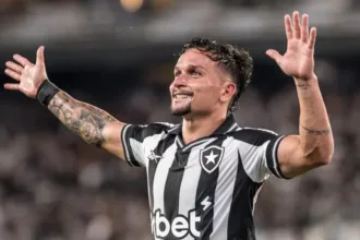 fifa-condena-botafogo-a-pagar-divida-de-r$-35-milhoes-ao-zenit-por-artur;-clube-vai-recorrer