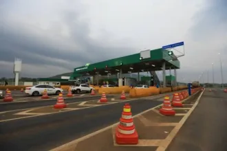 com-aumento-de-quase-100%,-pedagios-da-br-153-em-goias-e-mg-chegam-a-r$-124,90;-confira