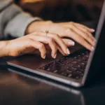 dois-sistemas-operacionais-anunciam-saida-do-brasil-e-‘culpam’-eca-digital;-entenda-o-que-esta-em-jogo