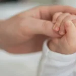 viajar-com-bebe-exige-atencao-a-vacinacao-e-ao-destino-antes-de-embarcar