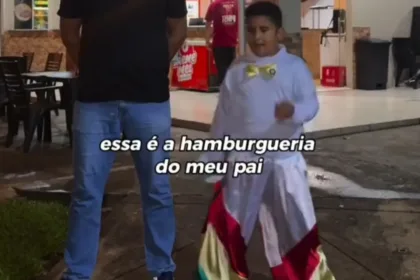 hamburgueria-de-goias-viraliza-ao-usar-filho-do-dono-em-video-estilo-carreta-furacao;-assista