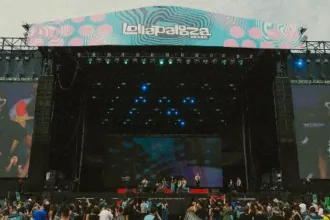 minicamera,-gloss,-camisinha:-os-brindes-distribuidos-no-lollapalooza-–-uol