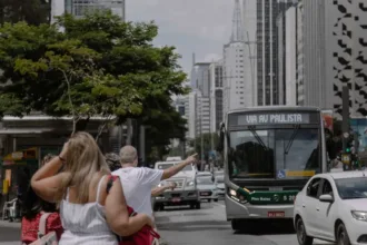 primeiro-fim-de-semana-de-outono-em-sp-deve-ser-quente-e-seco-apos-chuva-nesta-sexta-(20)
