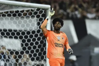 ultimas-do-corinthians:-hugo-souza-convocado,-eventual-demissao-e-calendario-da-libertadores-–-meutimaocom.br