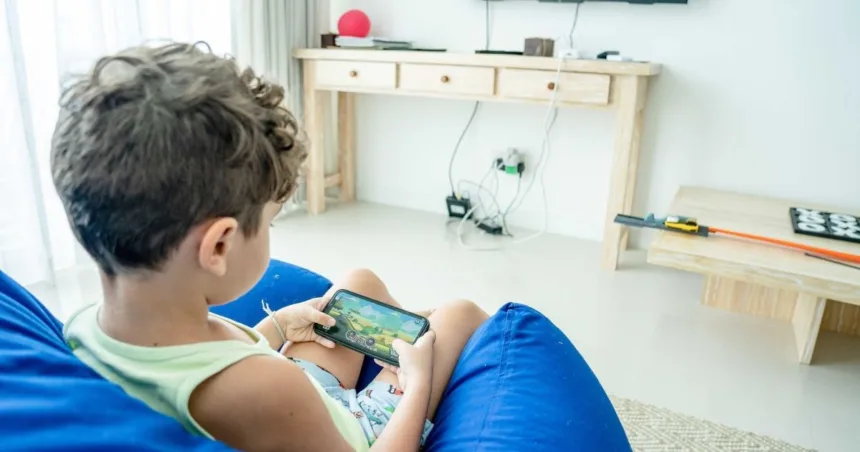 autoplay-e-feed-infinito:-o-que-o-eca-digital-proibe-e-por-que-–-cnn-brasil