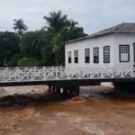 rio-vermelho-registra-nova-cheia-e-nivel-da-agua-chega-a-quase-tres-metros-na-cidade-de-goias