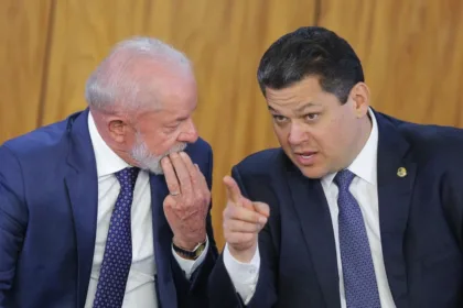as-pautas-paradas-no-senado-devido-a-rusga-entre-lula-e-alcolumbre